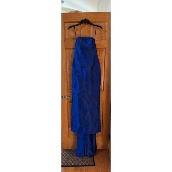 Alfred Sung Cobalt Blue Strapless Satin Gown - Size 2 - Picture 5 of 7